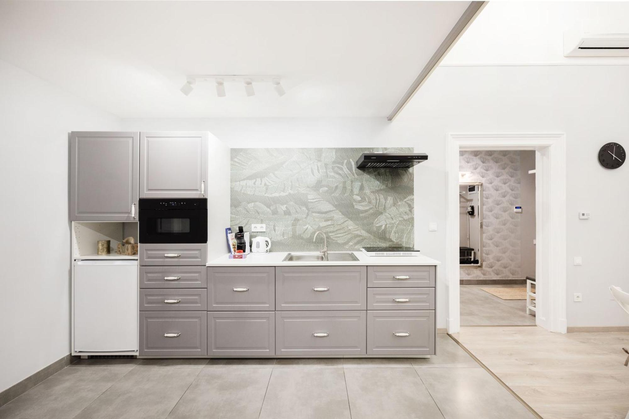 Apartment Spacious And Charming In The Centre *