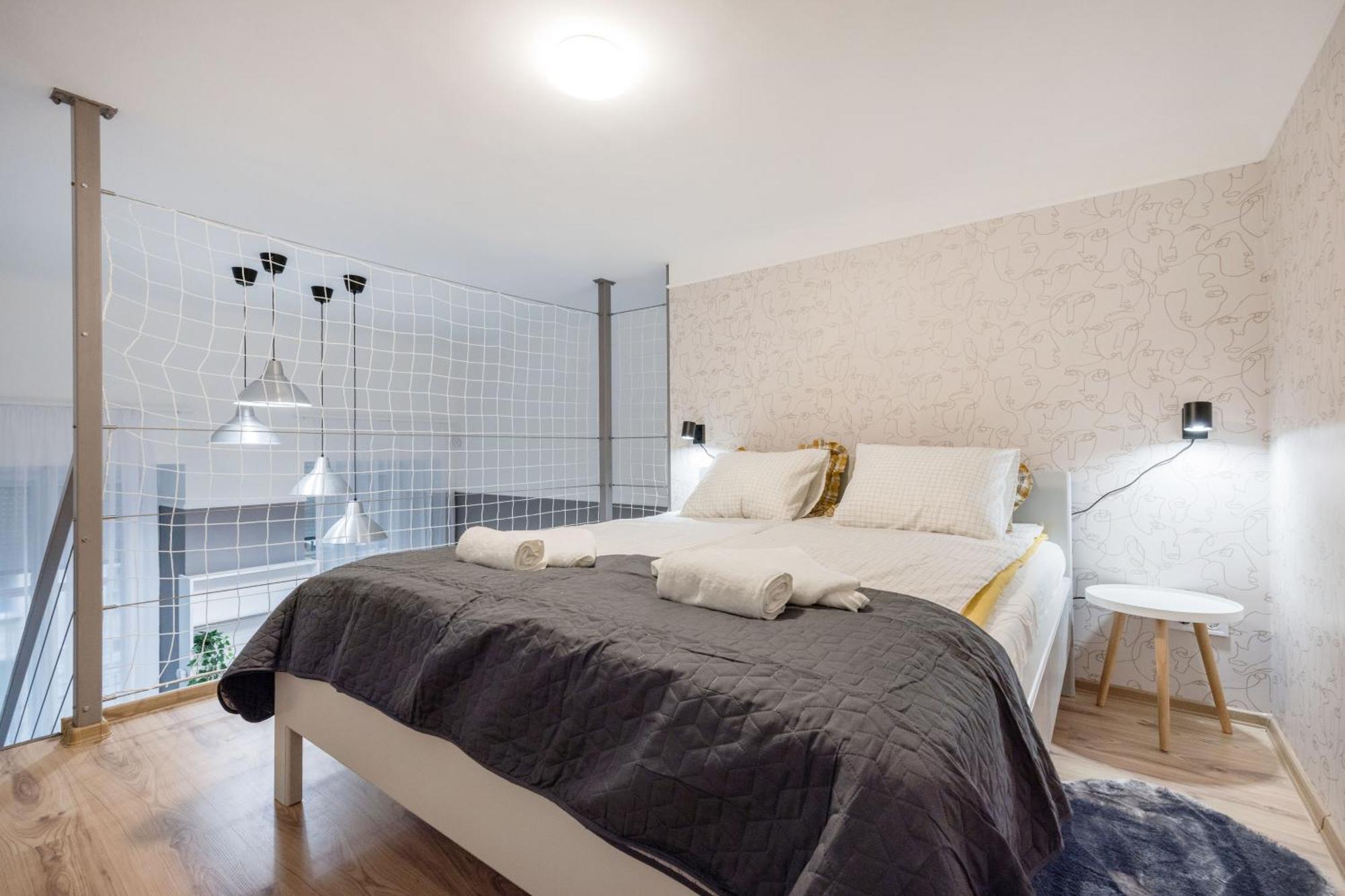 Apartment Spacious And Charming In The Centre *