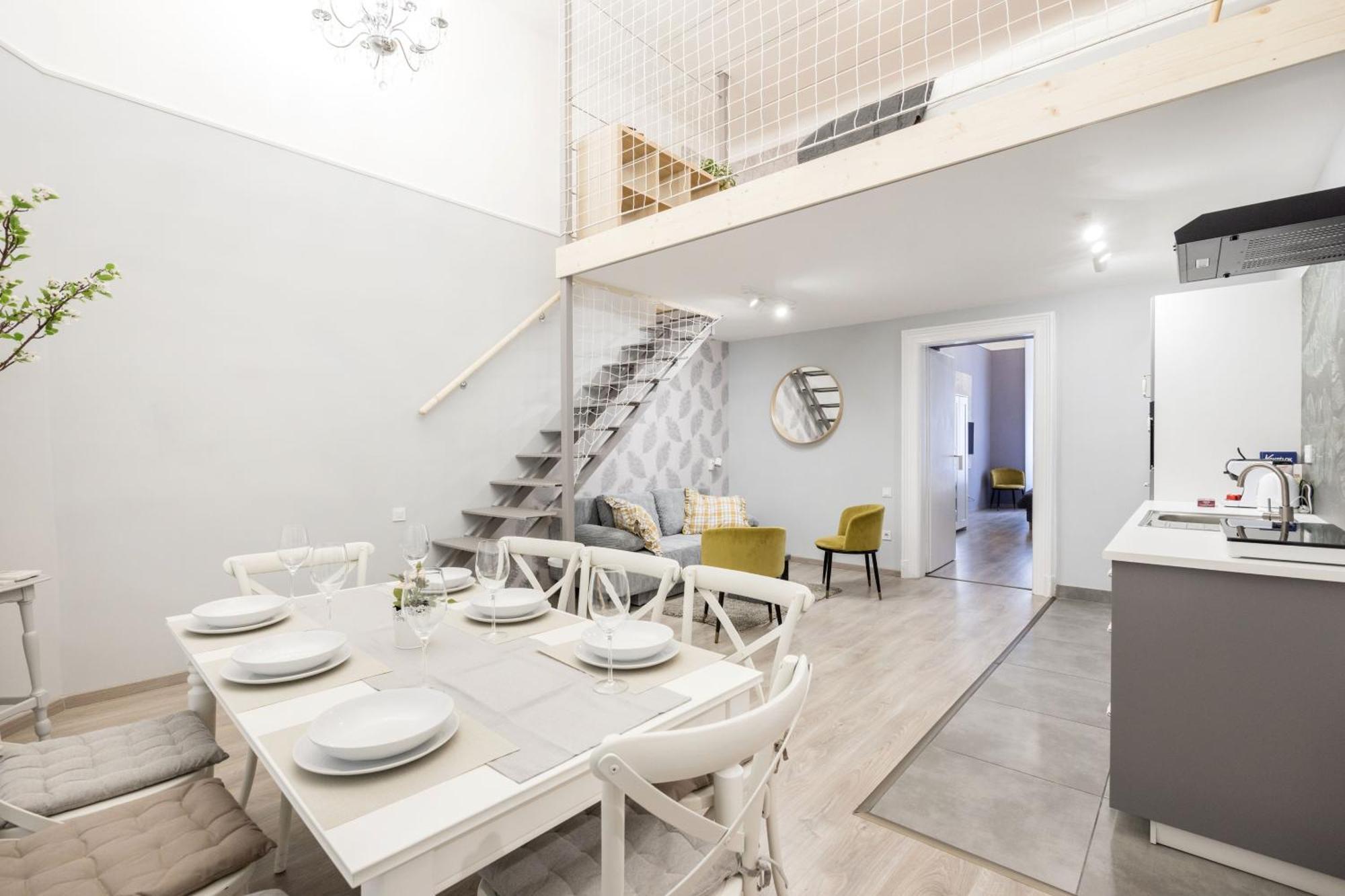 Apartment Spacious And Charming In The Centre Budapest