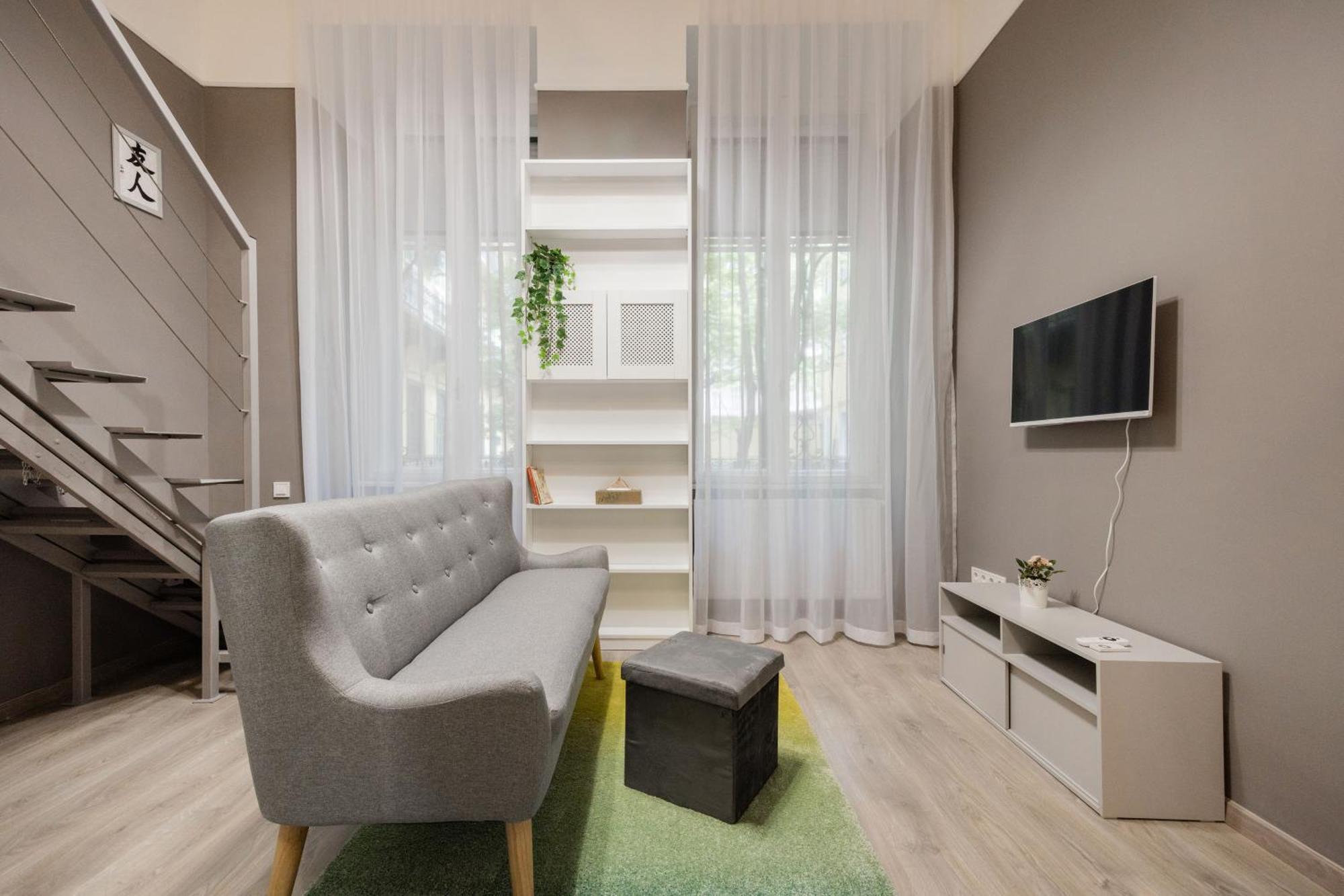 Apartment Spacious And Charming In The Centre